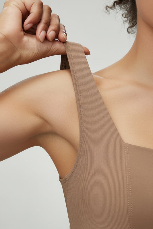 NoonFit Sculpt Set – Yüksek Bel Toparlayıcı Tayt & V Sırt Destekli Spor Sütyeni