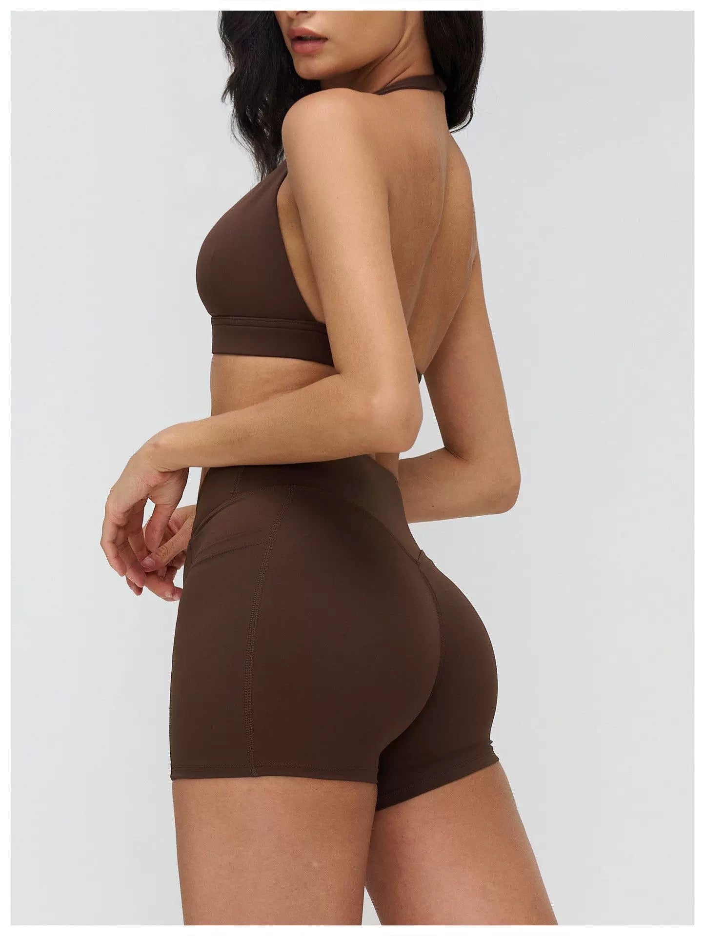 NoonFit Sculpt Pocket Şort | Yüksek Çapraz Belli Toparlayıcı Spor Şort Kahverengi