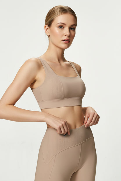 NoonFit Sculpt Set – Yüksek Bel Toparlayıcı Tayt & V Sırt Destekli Spor Sütyeni
